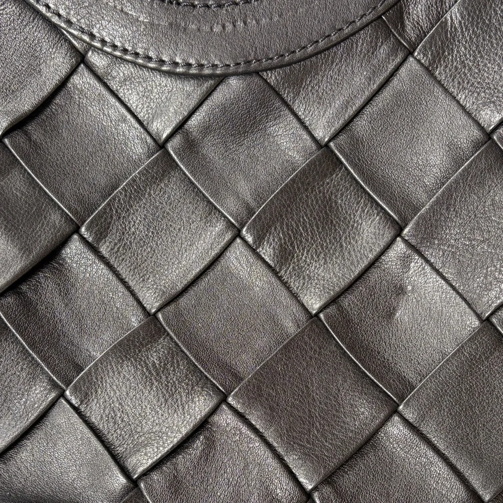 HOBO Black weaved soft pebbled Leather Shoulder Bag - Picture 2 of 16